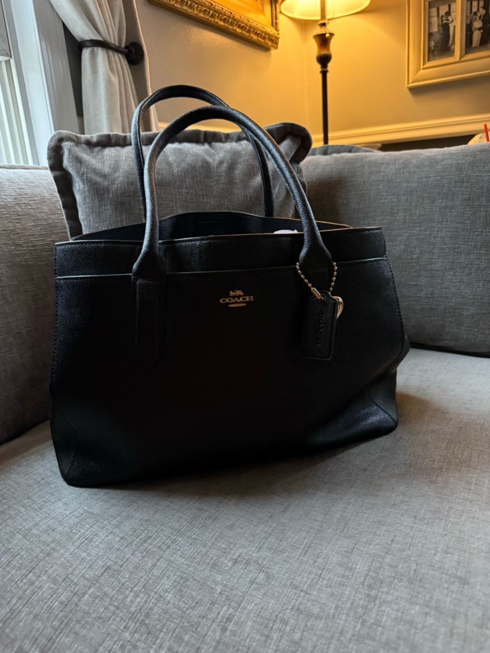 Coach Black Pebbled Leather Tote Bag – Excellent Condition